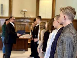 Stypendia na wyrównywanie szans edukacyjnych przyznane 53