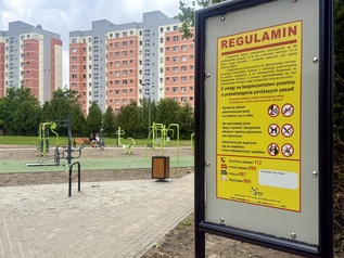 Nowy plac zabaw przy SP 18 i siłownia na powietrzu przy SP 9 2