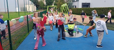 Siłownia plenerowa przy SP9 i plac zabawy przy SP18 oficjalnie otwarte! 6