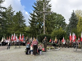 Mieszkańcy Elbląga uczcili 87. rocznicę napaści Związku Sowieckiego na Polskę 2