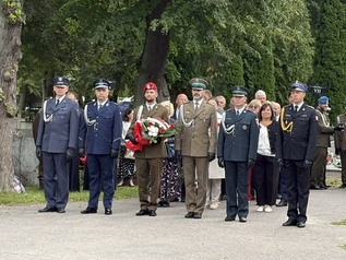 Mieszkańcy Elbląga uczcili 87. rocznicę napaści Związku Sowieckiego na Polskę 15
