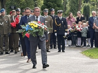 Mieszkańcy Elbląga uczcili 87. rocznicę napaści Związku Sowieckiego na Polskę 42