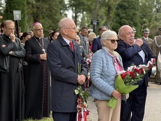 Mieszkańcy Elbląga uczcili 87. rocznicę napaści Związku Sowieckiego na Polskę 70