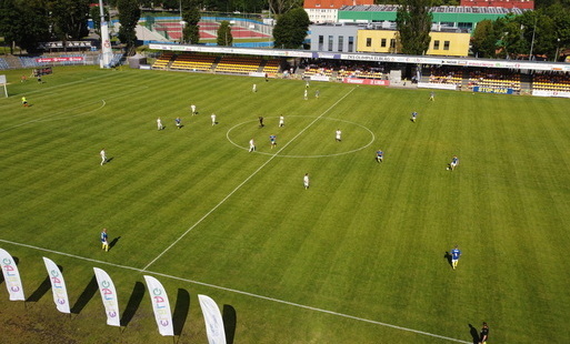 Zdjęcie do Kto wykona dokumentację na podgrzewaną murawę stadionu?