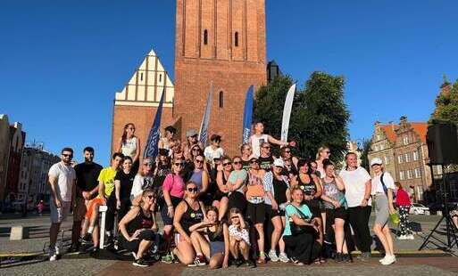Zdjęcie do Wakacyjna zumba na Placu Katedralnym