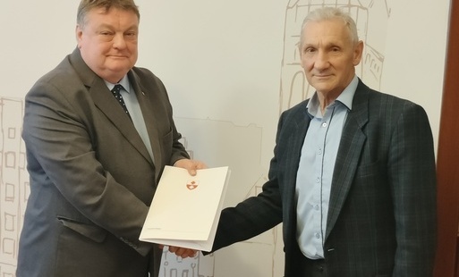 Zdjęcie do Nowa nawierzchnia na Moście Górnym