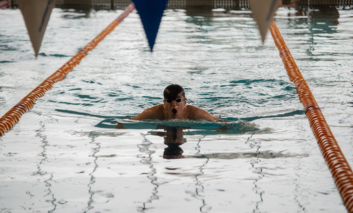 Zdjęcie do Weź udział w amatorskich zawodach pływackich dla dorosłych