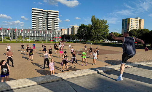 Zdjęcie do Wakacyjna Zumba w plenerze